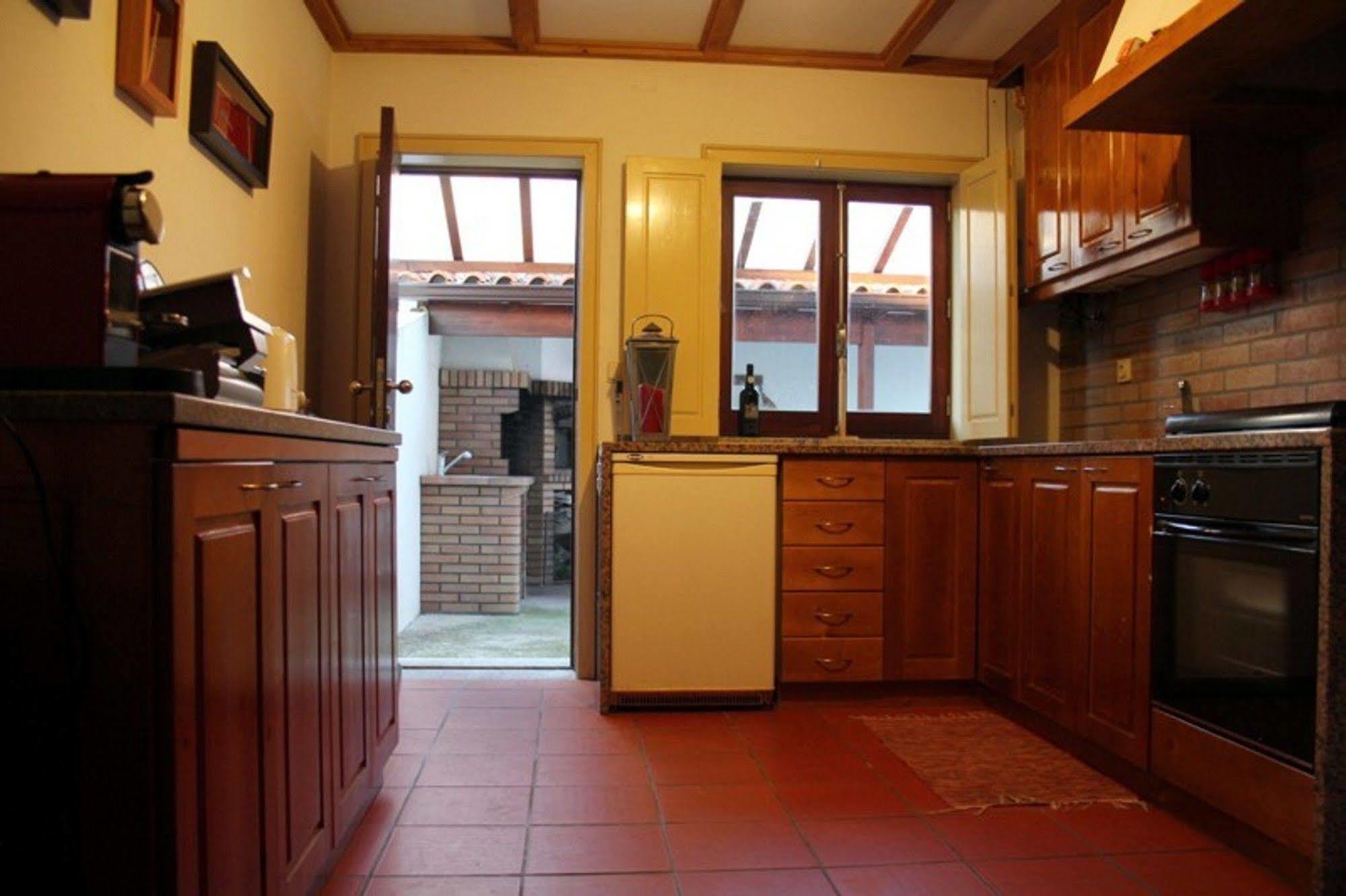 Villa Casa De Tapadeiro Resende Esterno foto